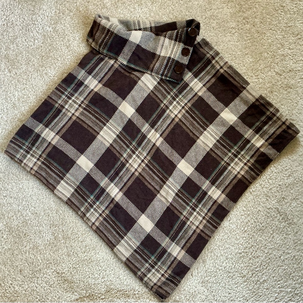 2 Styles Plaid Women’s Pancho with Button Details